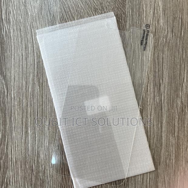 iPhone 13 Pro Max Screen Protector - main view