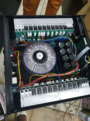 QSC Power Amplifier