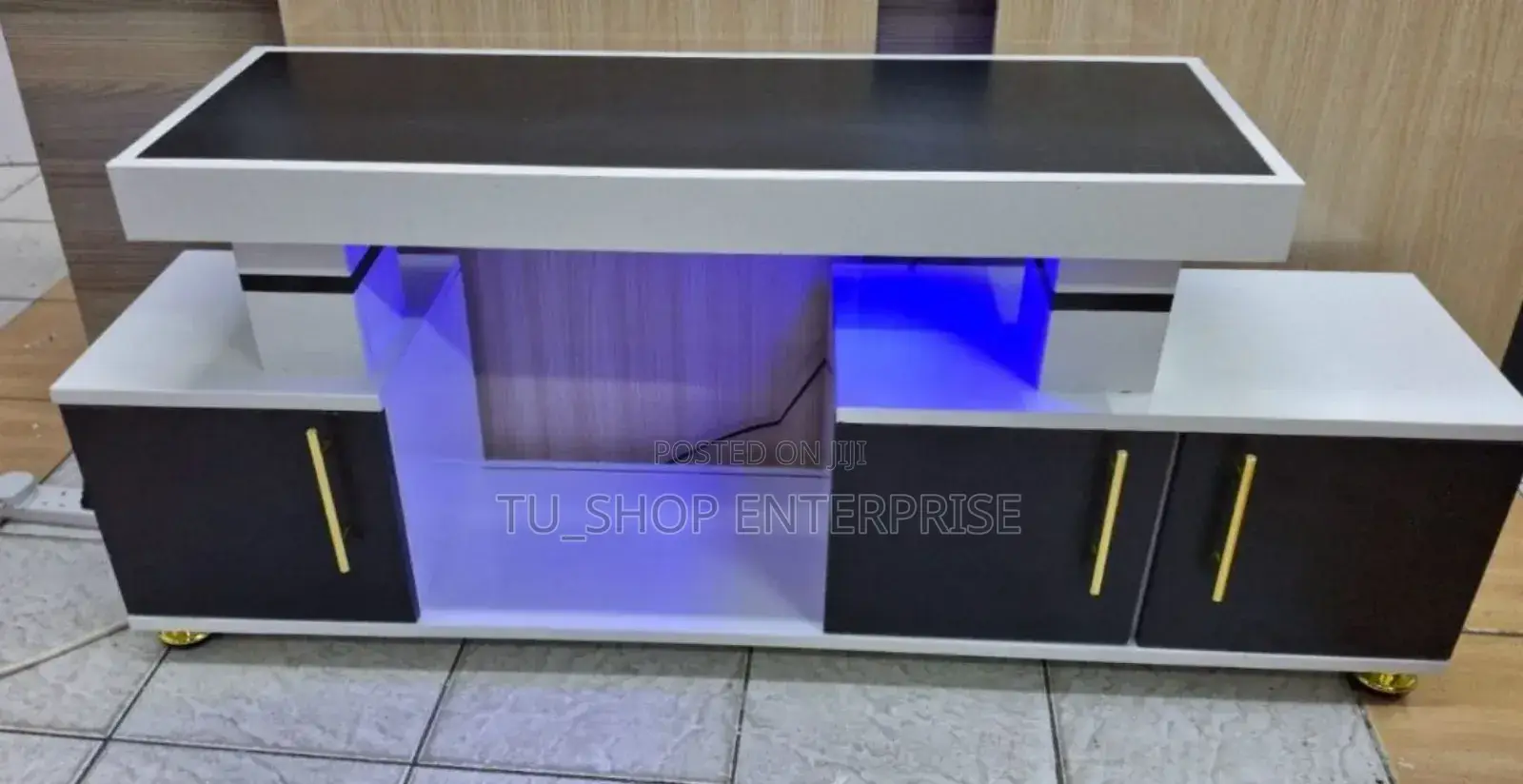 Istanbul 1 Modern Tv Stand With Led Lights
