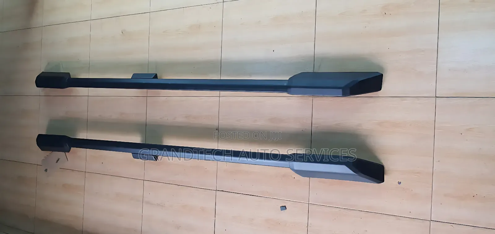 Prado 250  Black Roof Rails.