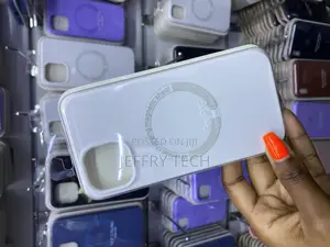 Bueder Apple iPhone 15 Silicone Case With Magsafe