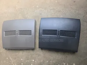 Nissan  Tiida Dashboard  Vents