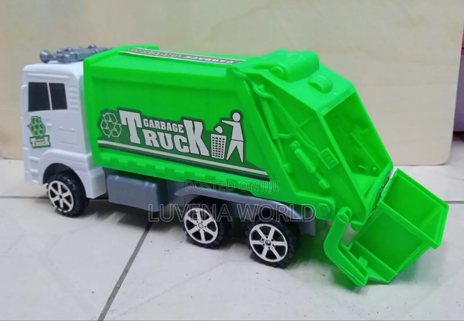 Garbage Truck