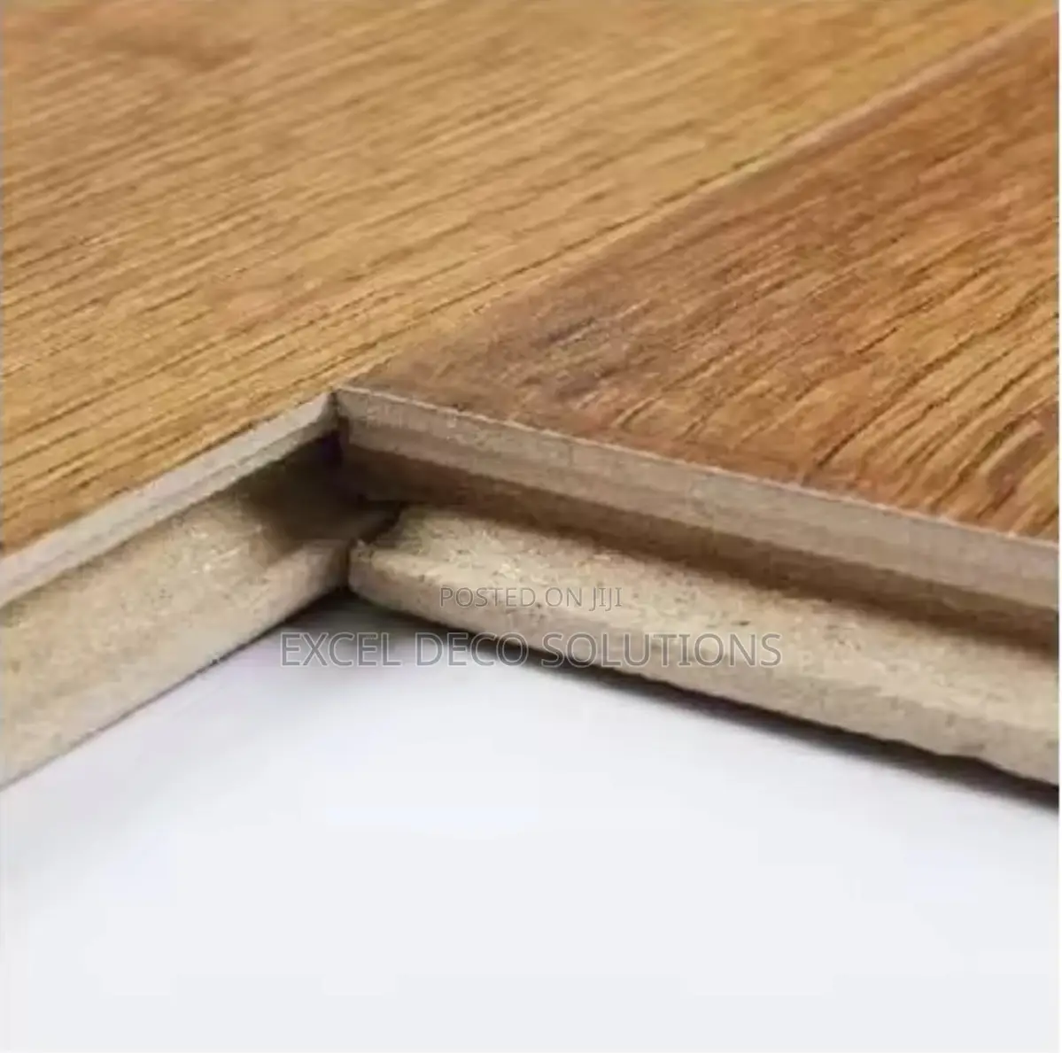 Wooden Look Laminate Flooring 8.3mm
