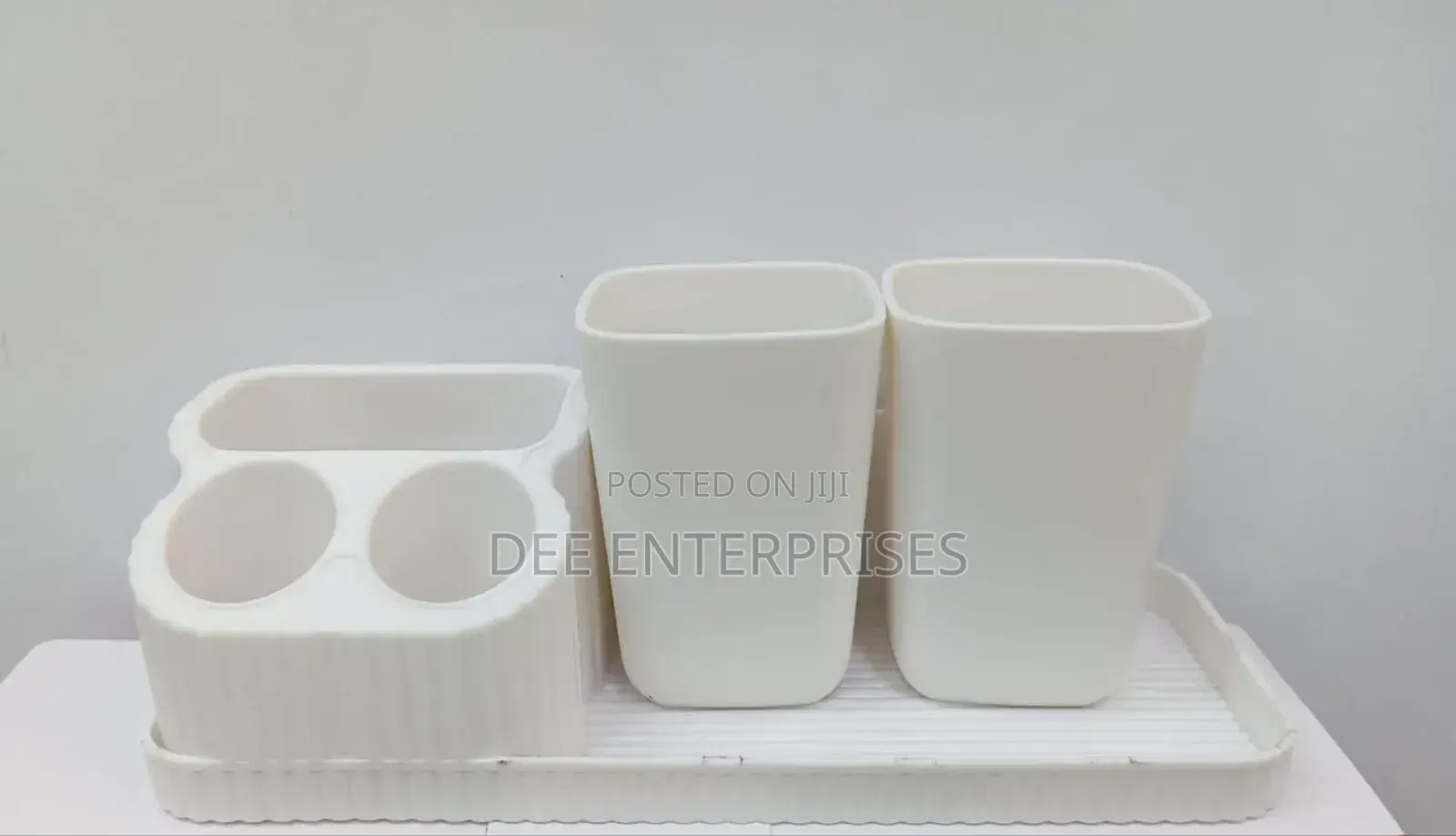 Wall Mounted Luxurious Toothbrush/Toothbrush Holder With Two Cups