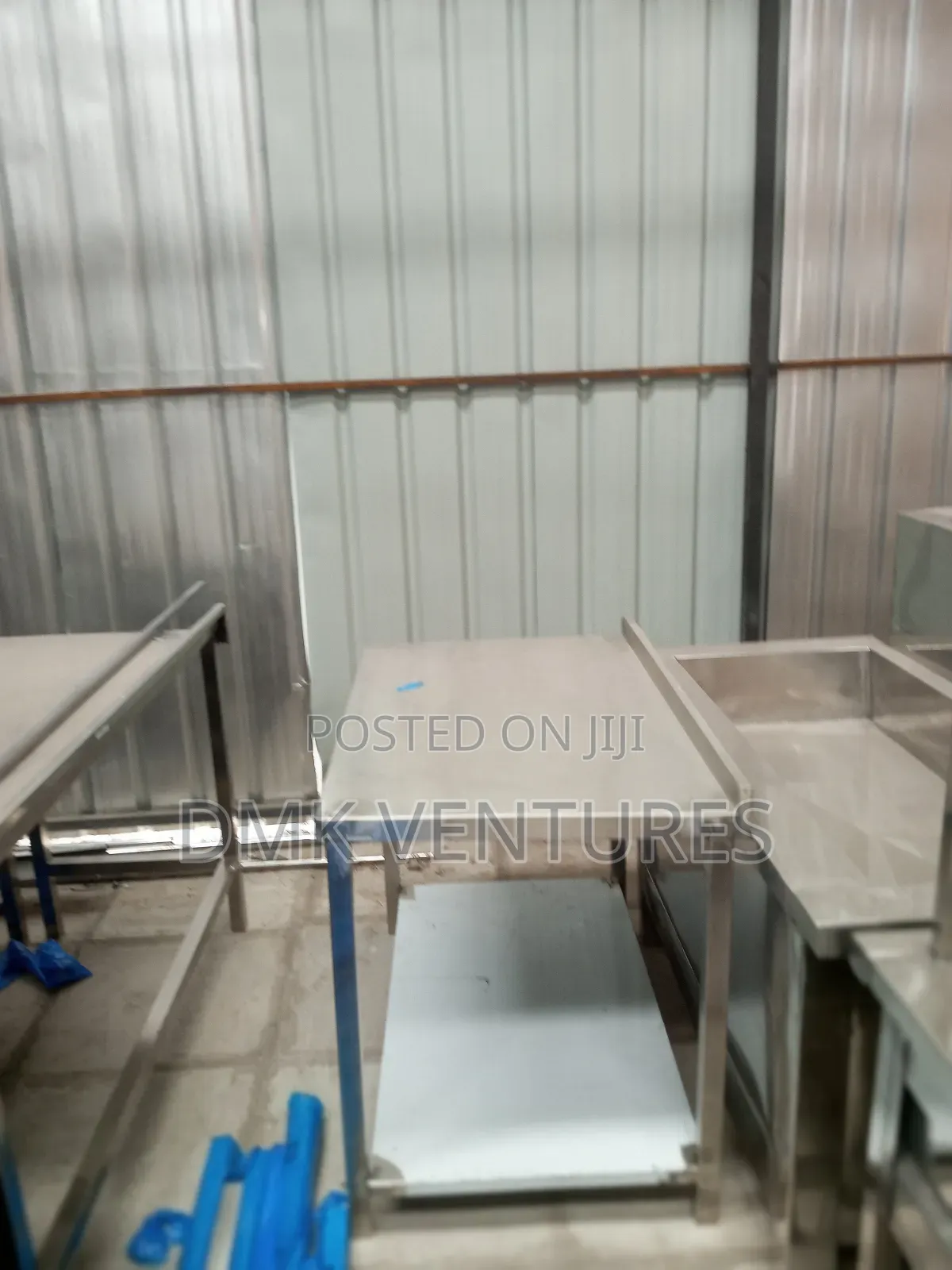 Stainless Steel Heavy Duty, Spacious Working Top