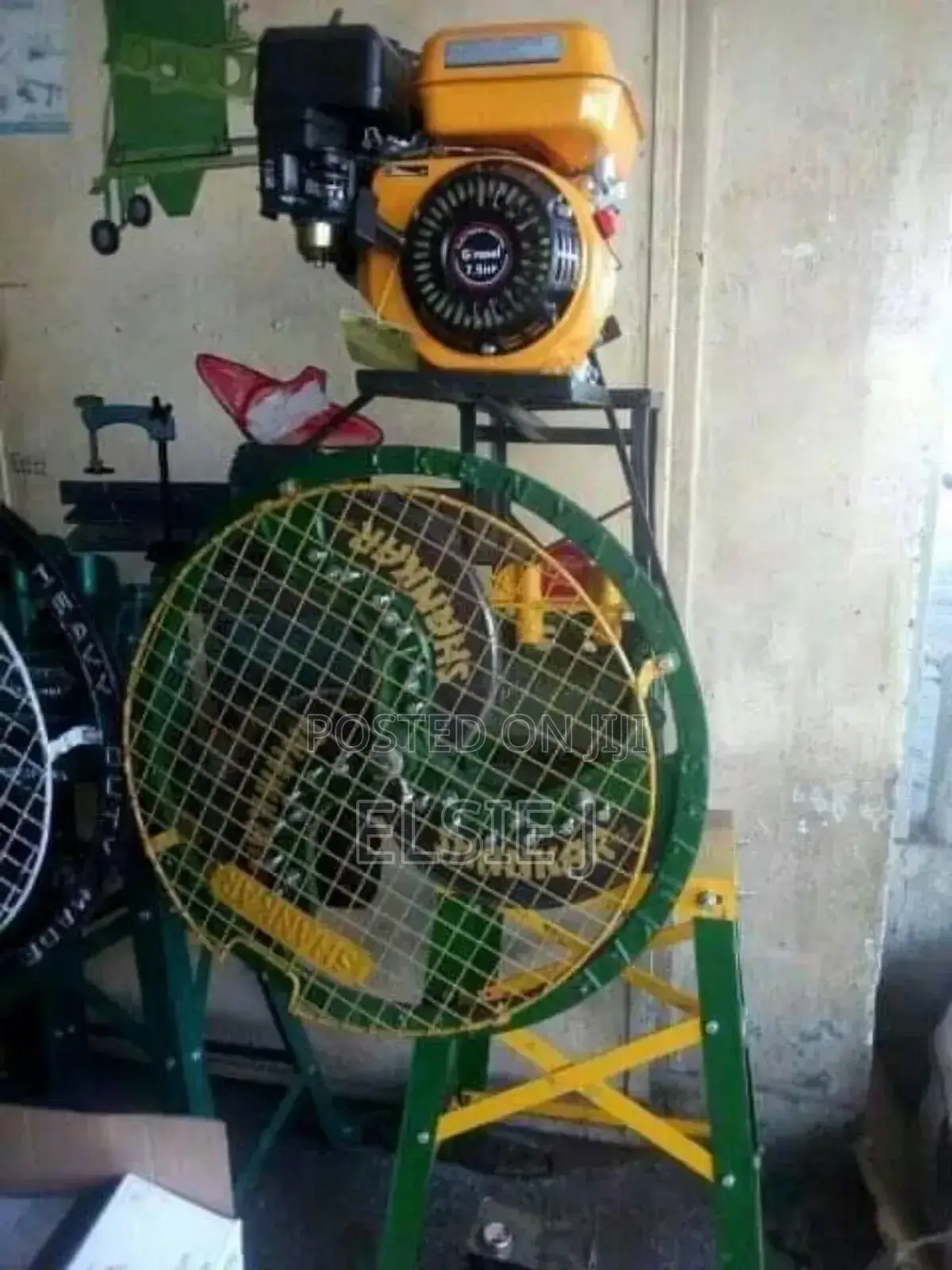 3-Blade Chaff Cutter With Engine – Durable Farmer-Friendly