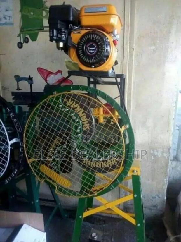 3-Blade Chaff Cutter With Engine – Durable Farmer-Friendly
