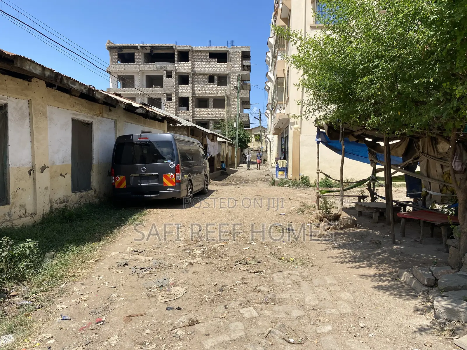 Prime Plot on the Road in Kongowea Nyali
