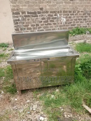 Smart Stainless Water Refiling Station