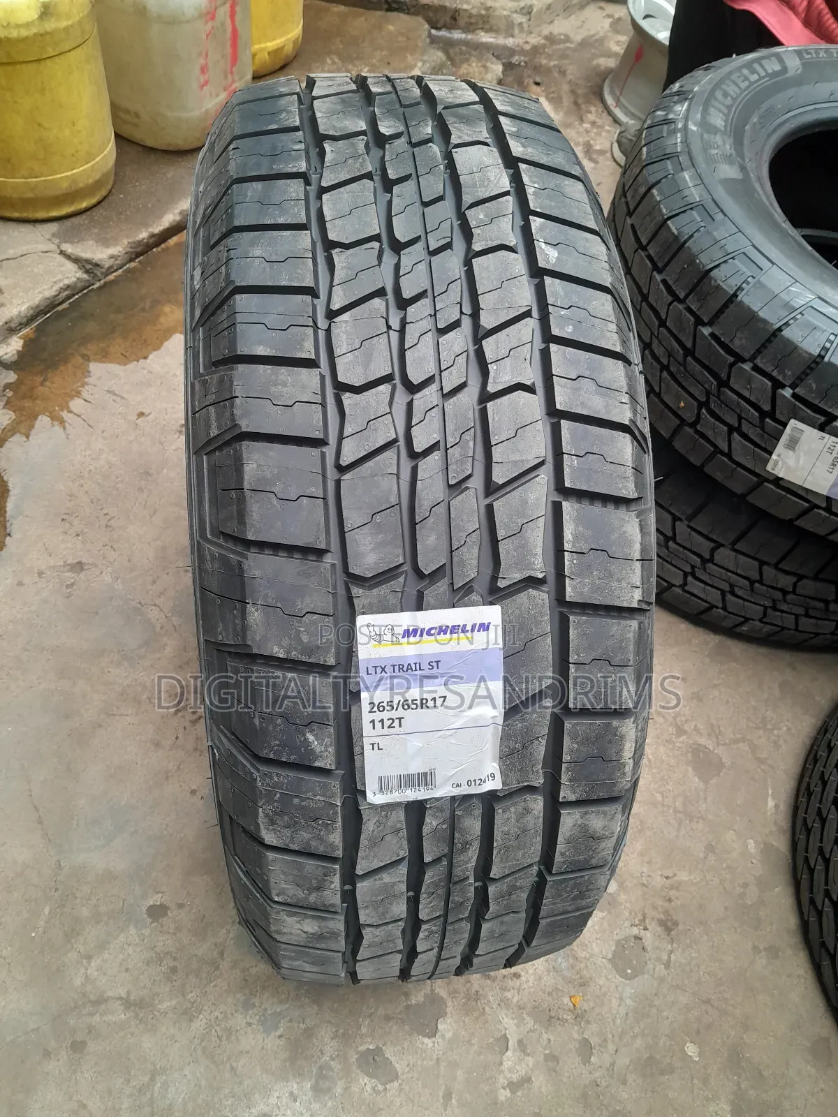 265/65r17 Michelin LTX Tyres Brand New