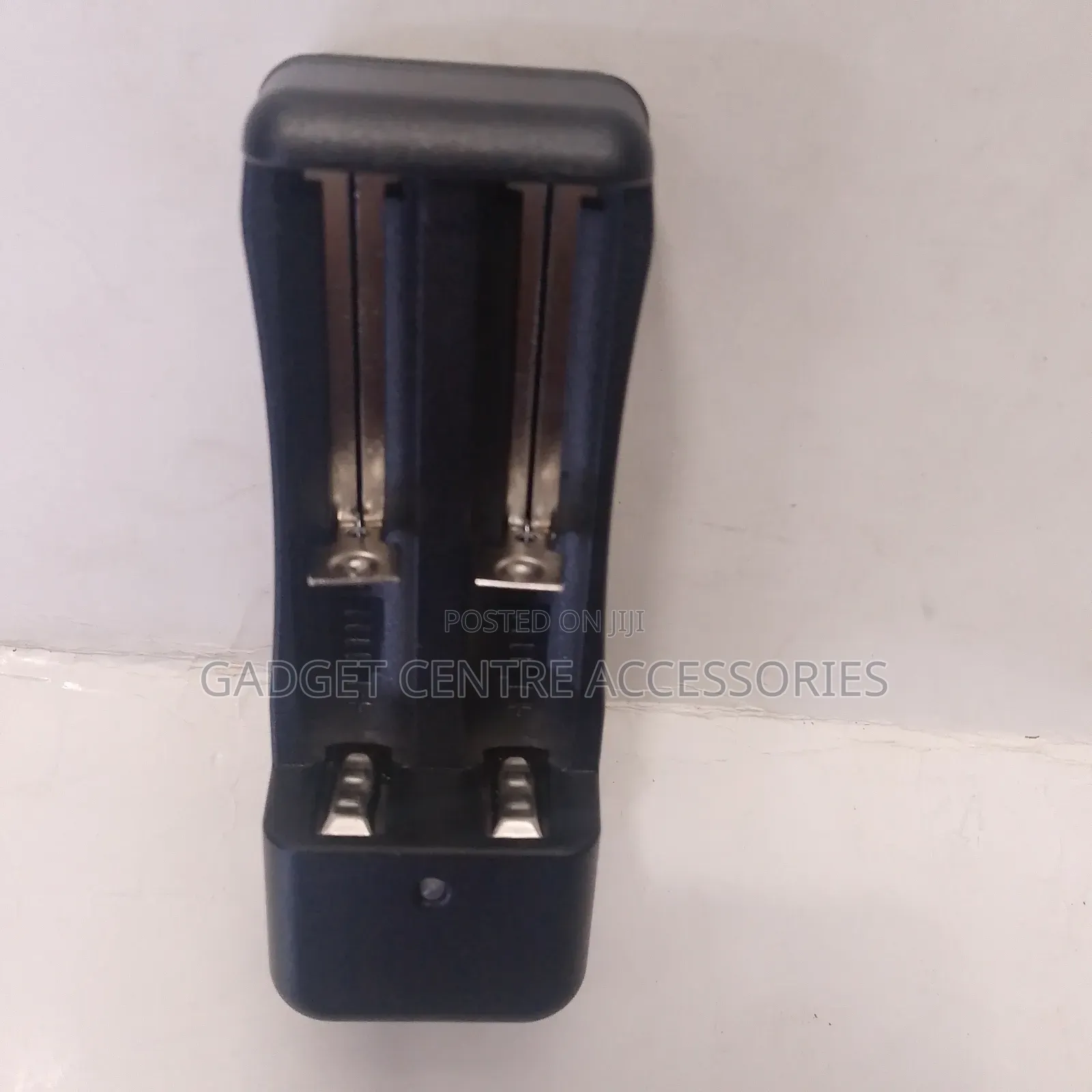 Aa ,3.7v Battery Charger
