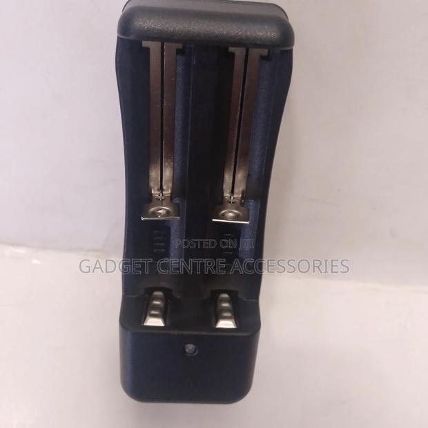 Aa ,3.7v Battery Charger - thumbnail 3
