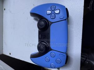 Sparkling Clean Used Ps5 Pad - thumbnail 2