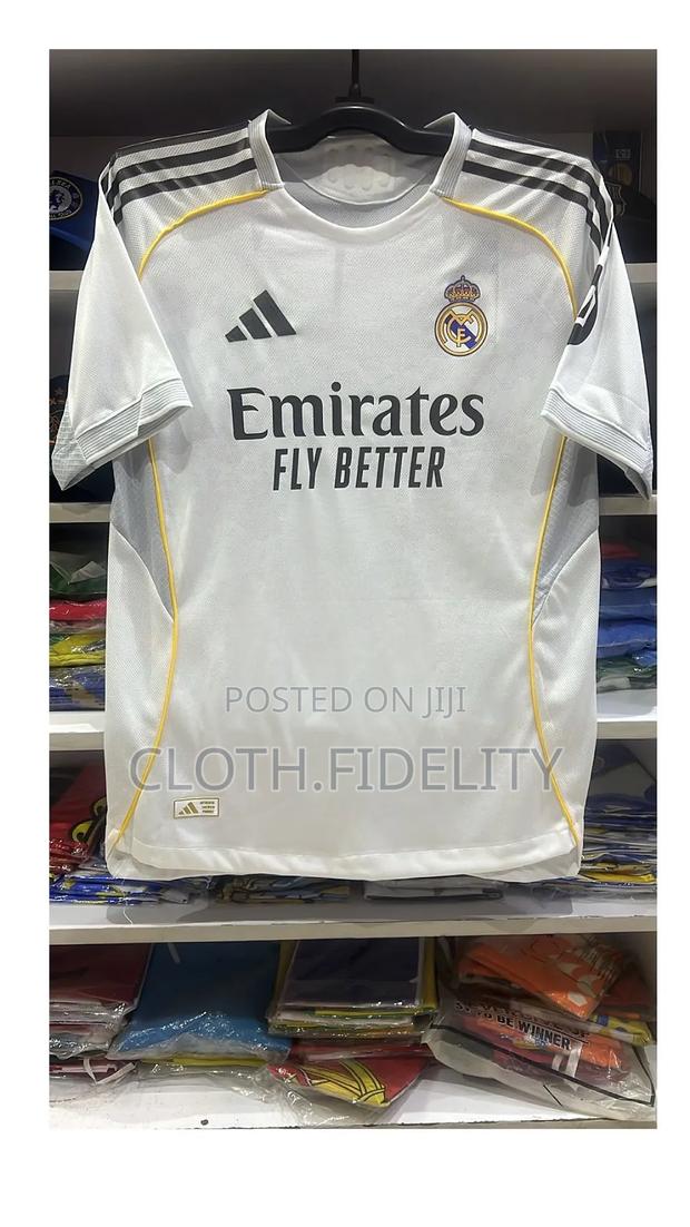 Real Madrid Home Jersey 25/26 ( Original) - thumbnail 2