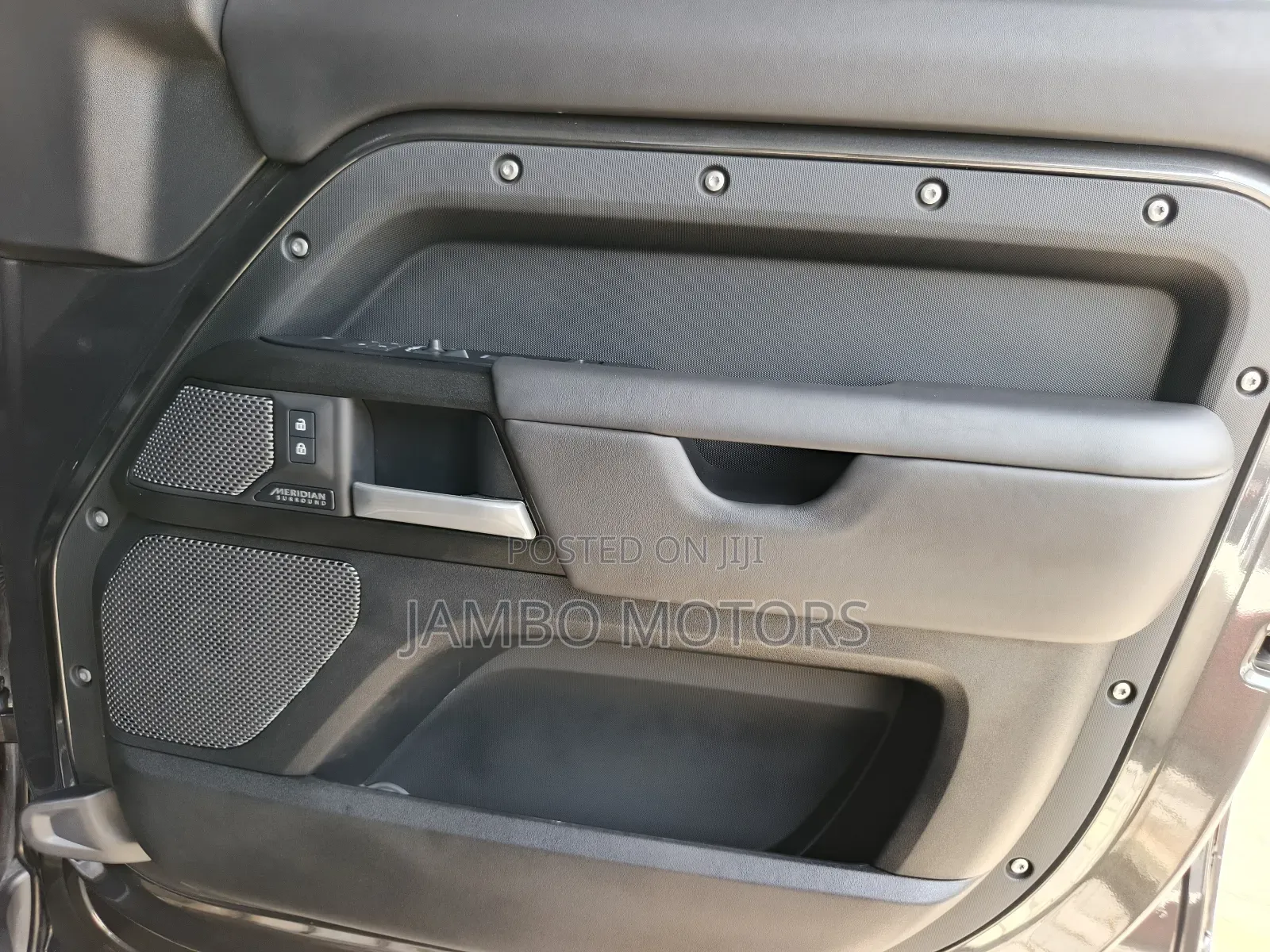 Land Rover Defender X 2024 Black