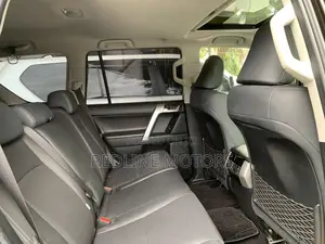 Toyota Land Cruiser Prado 2.8 2018 Black