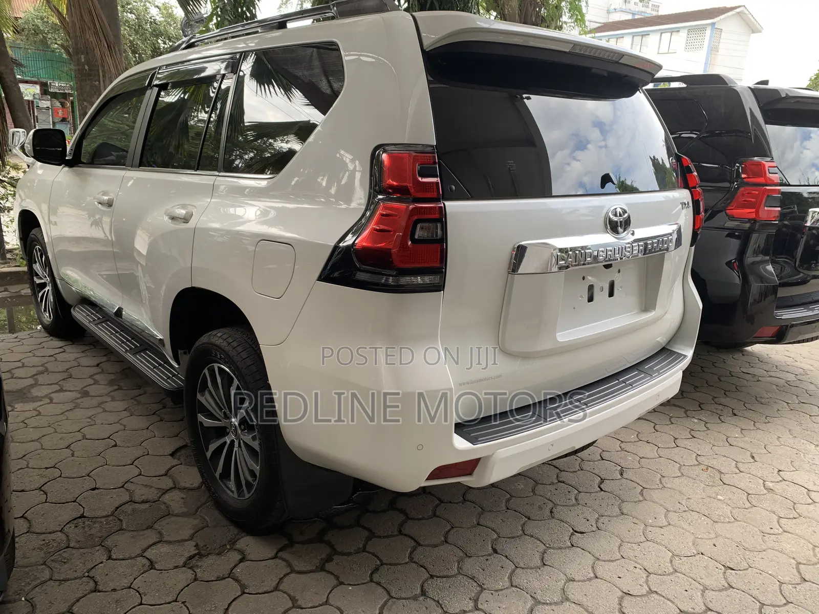 Toyota Land Cruiser Prado 2.8 2020 White