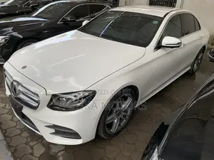 Mercedes-Benz E250 2018 Off white