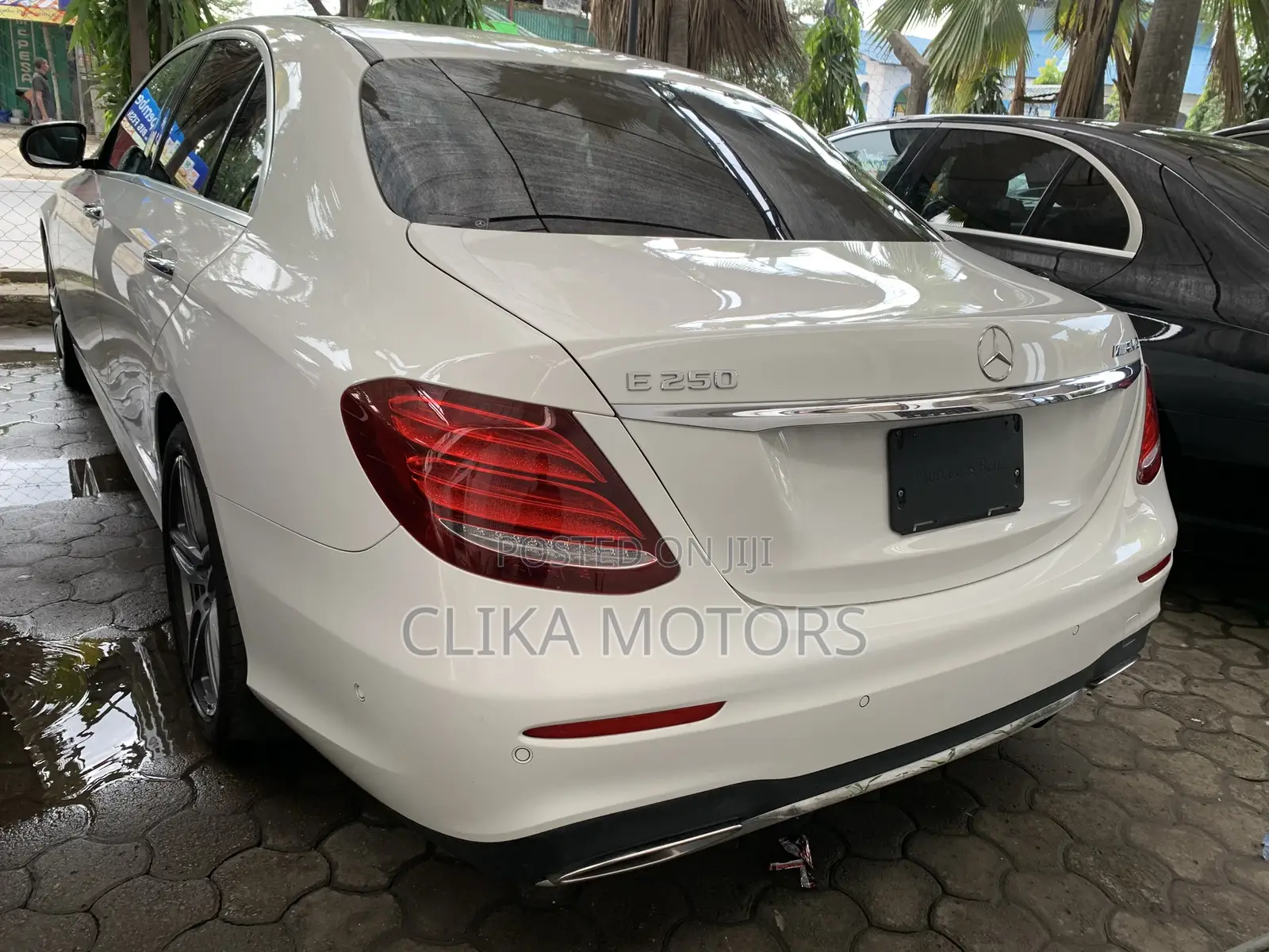 Mercedes-Benz E250 2018 Off white
