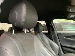 Mercedes-Benz E250 2018 Off white