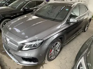 Mercedes-Benz GLA-Class 2018 Gray