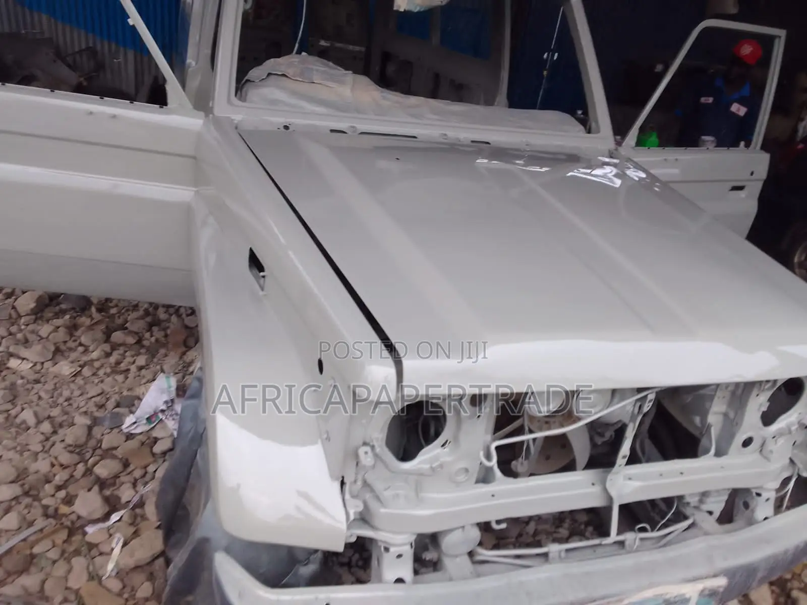 Toyota Land Cruiser 2002 Gray