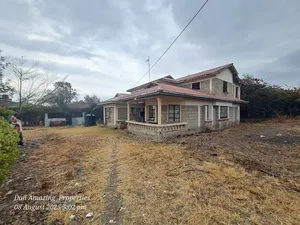 4bdrm Maisonette in Yukos On 1/4 Acre, Kitengela for sale