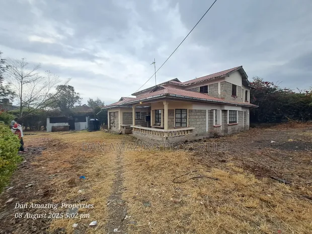4bdrm Maisonette in Yukos On 1/4 Acre, Kitengela for sale