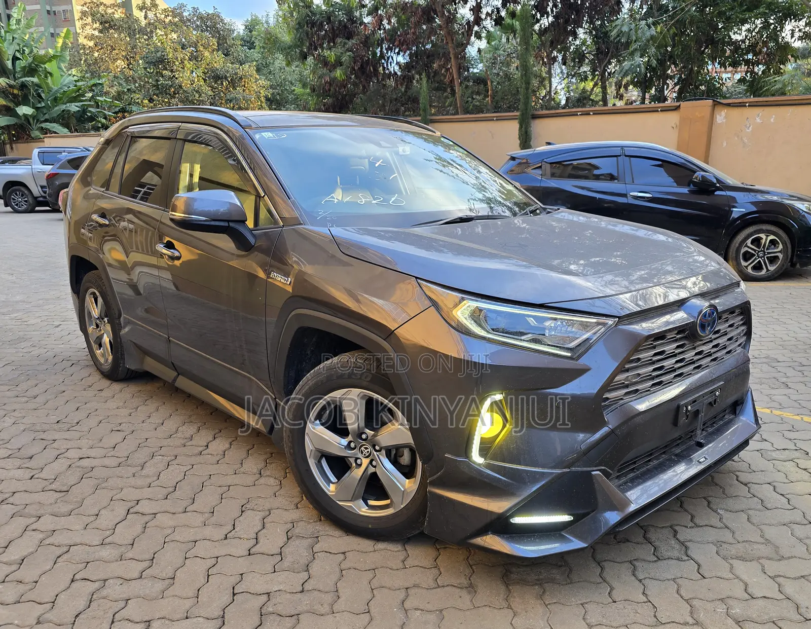 Toyota RAV4 Hybrid 2019 Gray