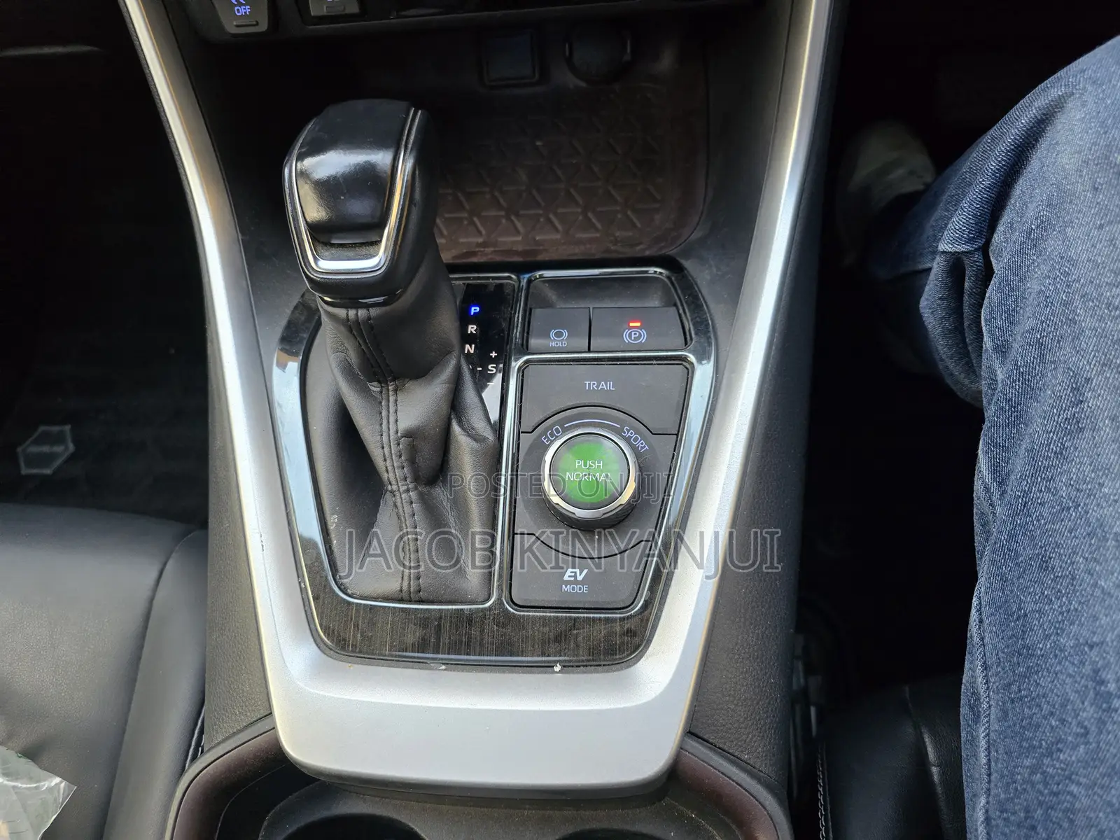 Toyota RAV4 Hybrid 2019 Gray