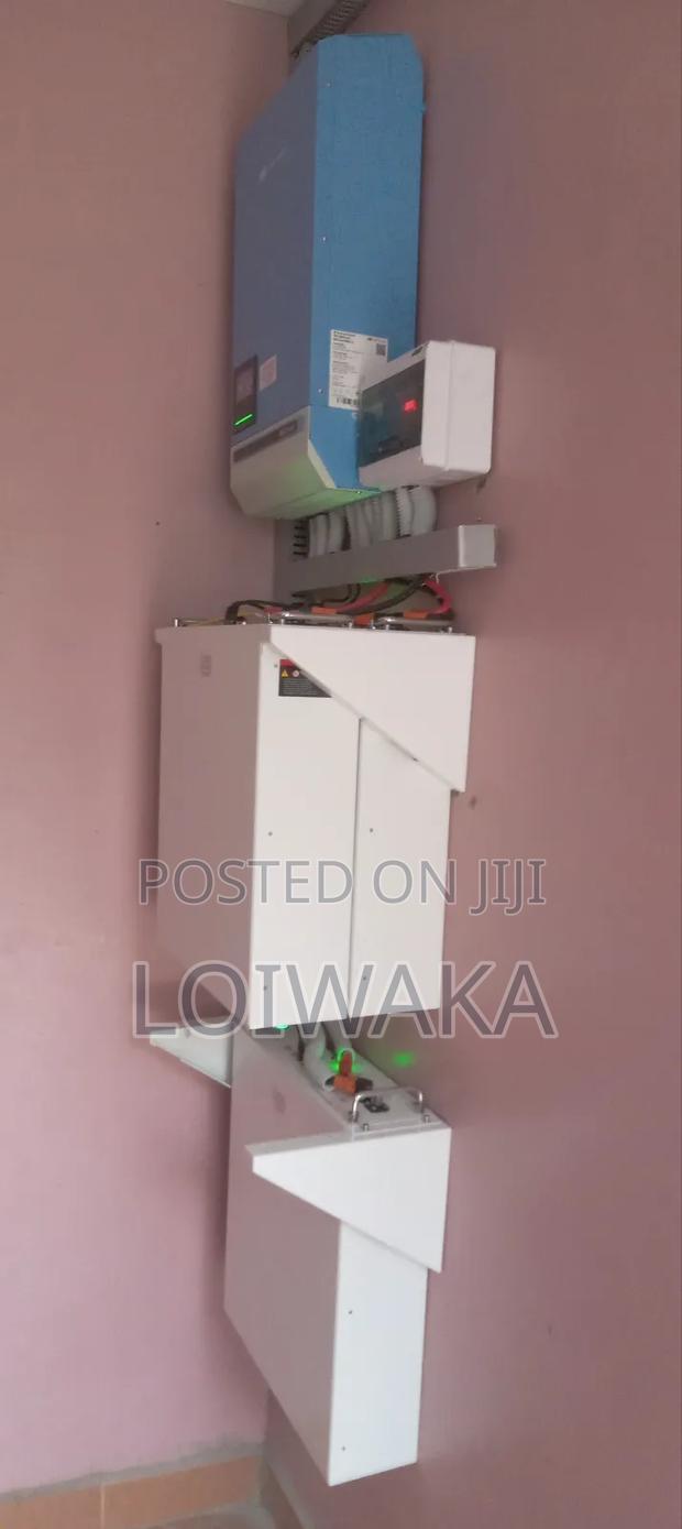 5 Kw Lithium Powered Batteries - main view