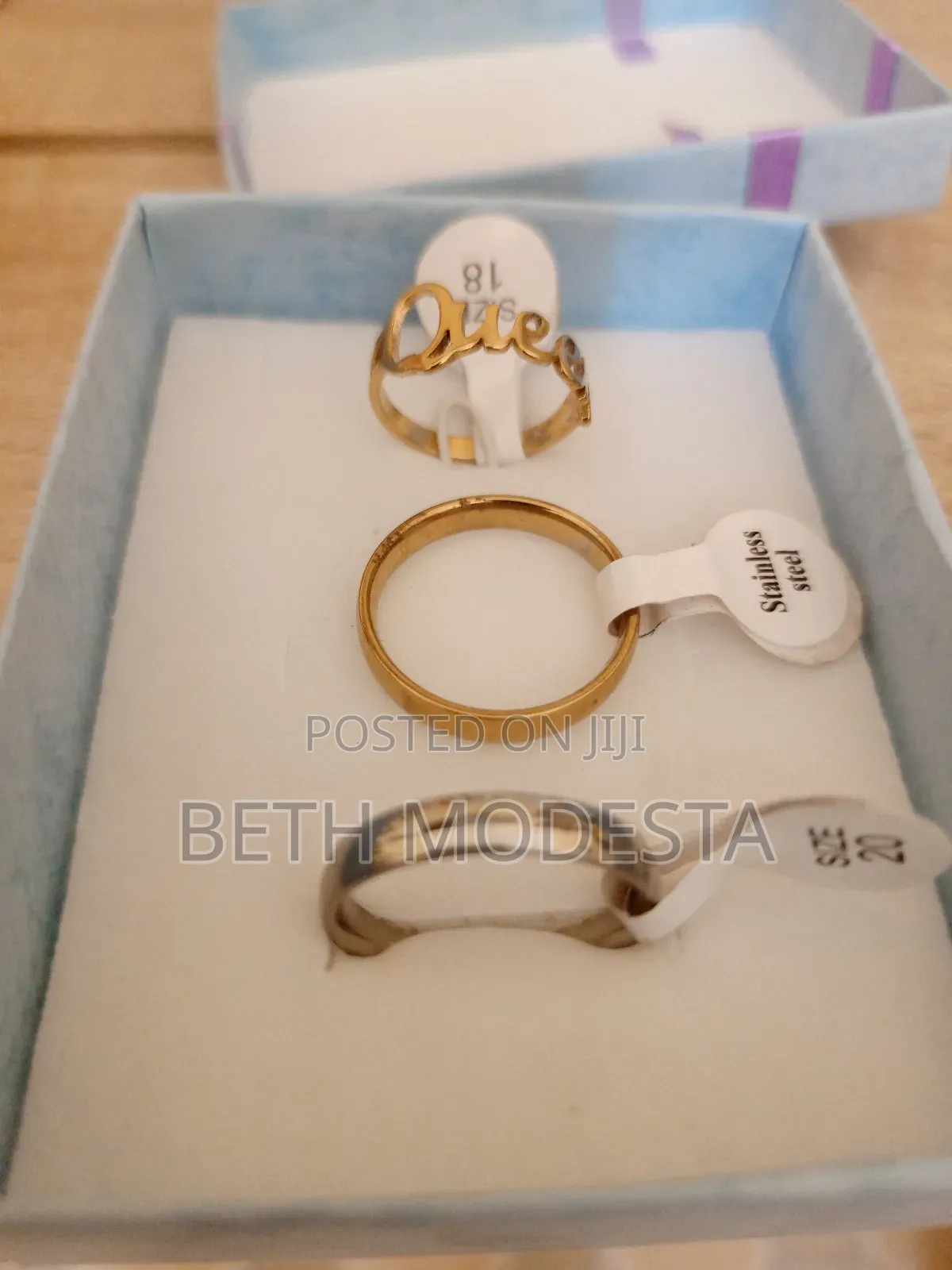 Wedding Engagement Rings. Yellow Gold White Silver Rings