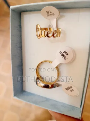 Wedding Engagement Rings. Yellow Gold White Silver Rings