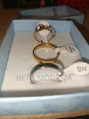 Wedding Engagement Rings. Yellow Gold White Silver Rings