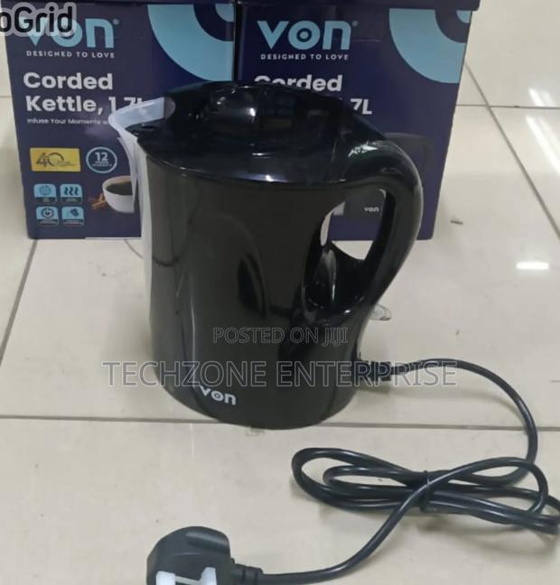 Von Hotpoint Corded Kettle 1.7 Litres 2200w(Vskl17msw),