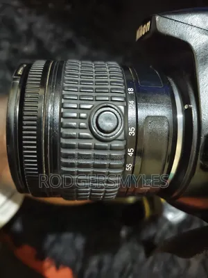 Nikon D3500