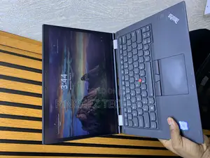 Laptop Lenovo ThinkPad X380 Yoga 16GB Intel Core I7 SSD 512GB