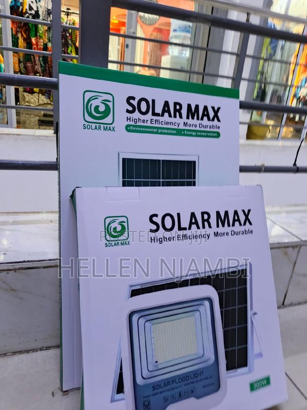 Solarmax 300w Solar Floodlight - thumbnail 2