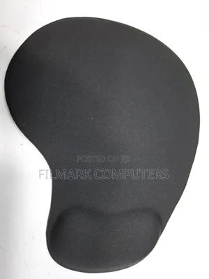 Mouse Pad With Gel Wrist Support ( Black In Color)