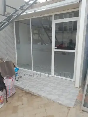 Alluminium Glass Partition