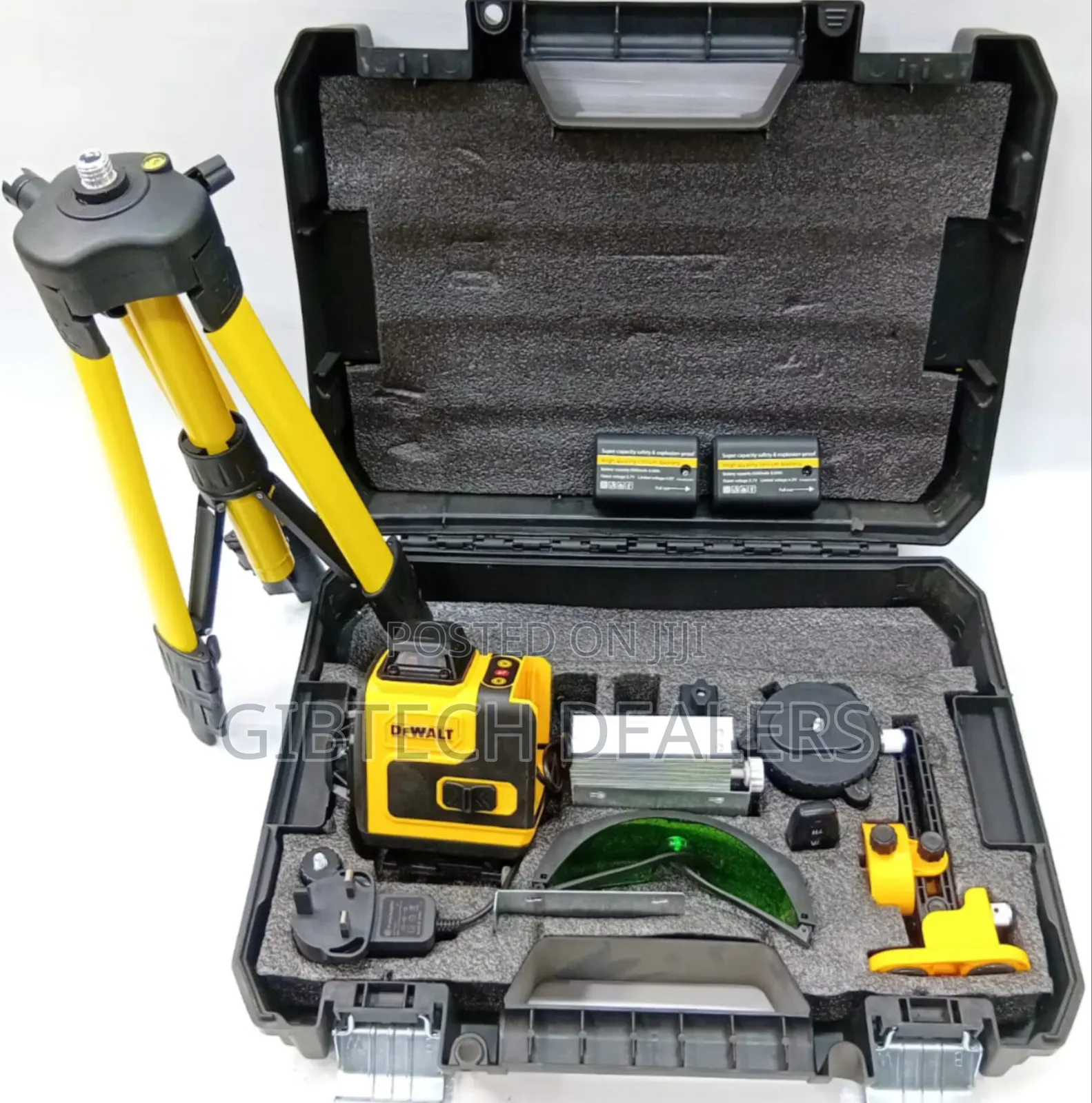 Dewalt Laser Level With Adjustable Tripod Stand
