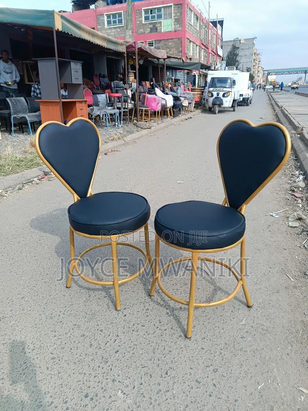 Black And Gold, Leather Love Manicure Seats