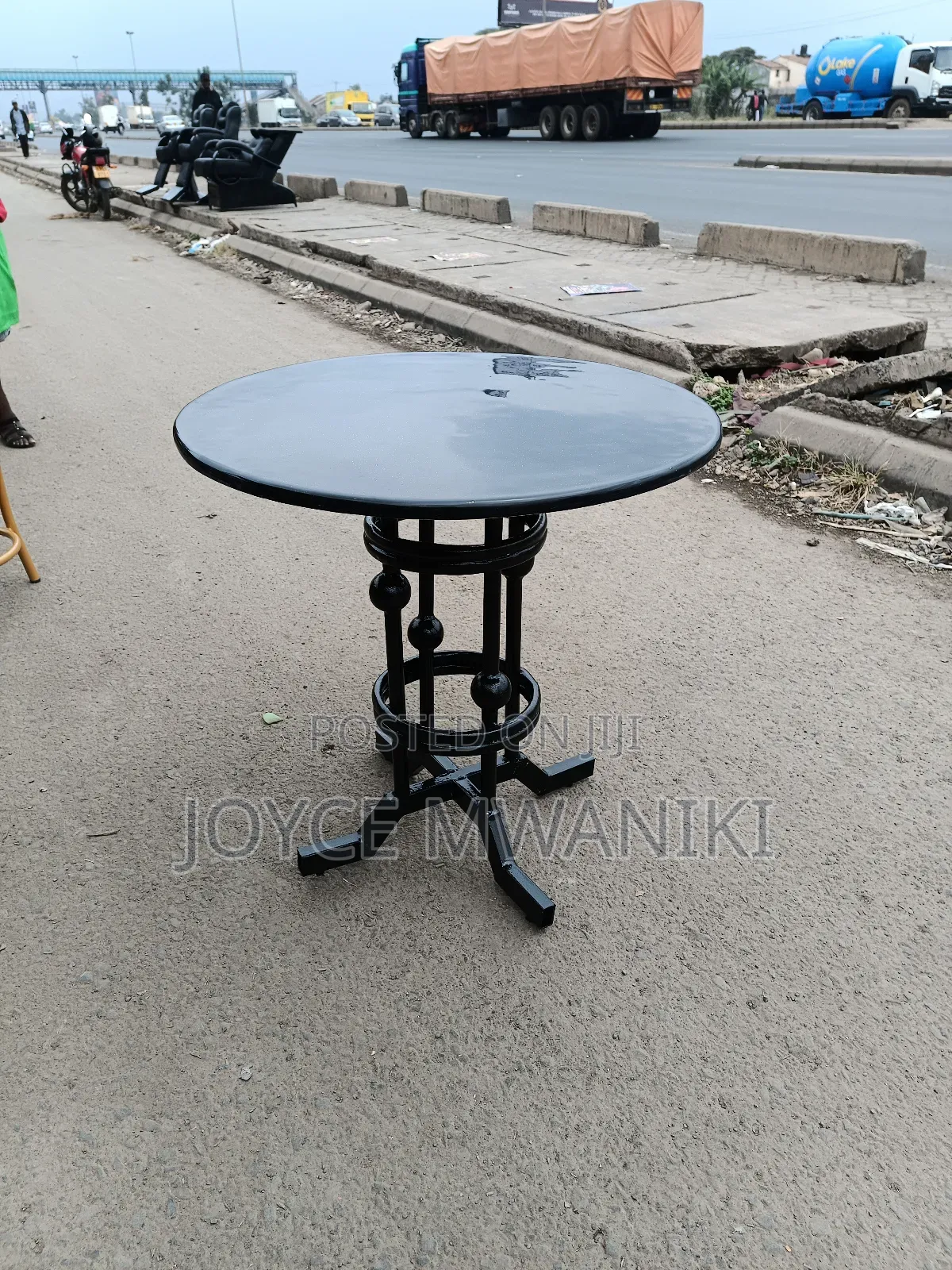 Marble Black Round Restaurant Table 