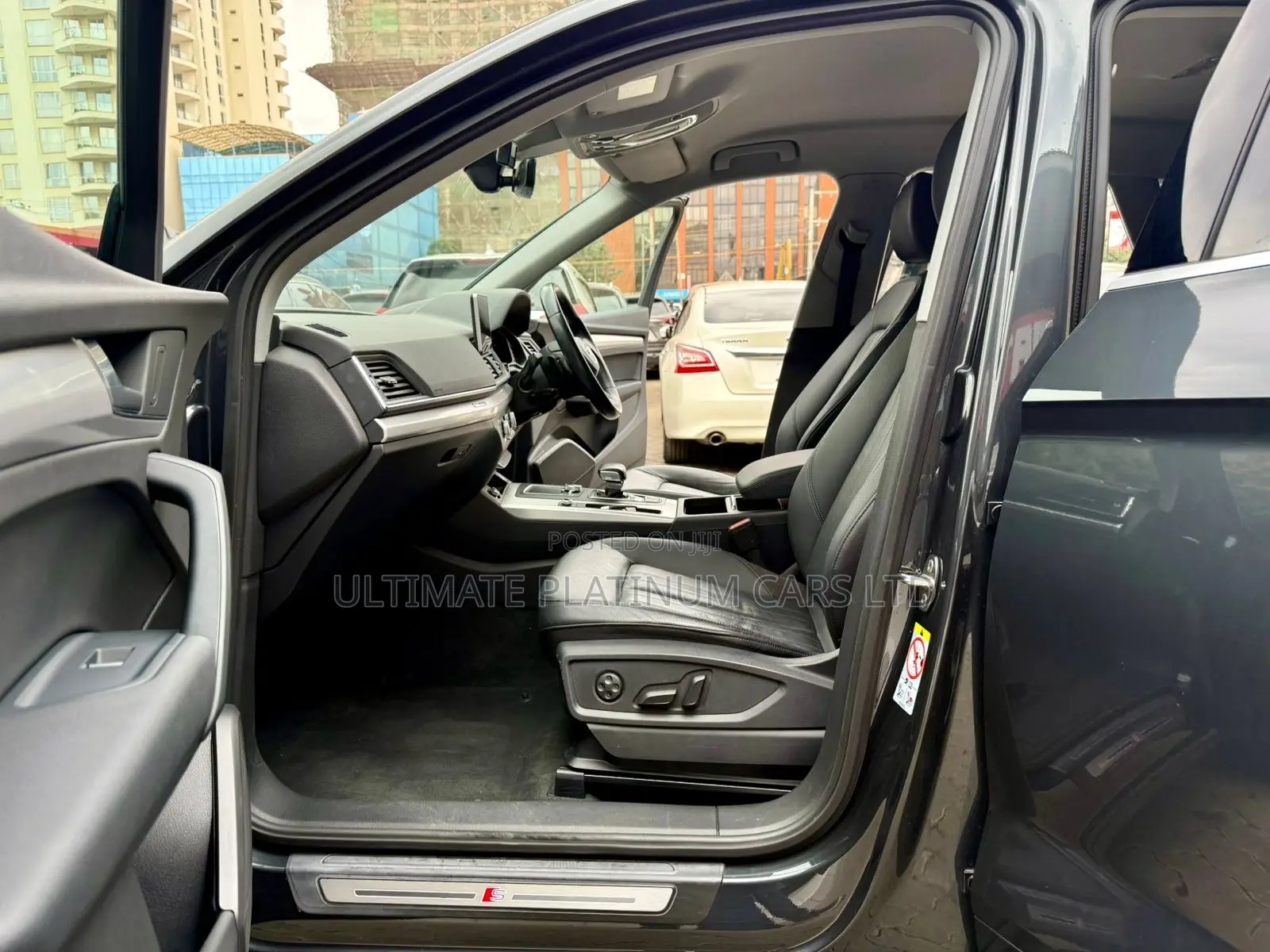 Audi Q5 2.0T Premium AWD quattro 2019 Gray