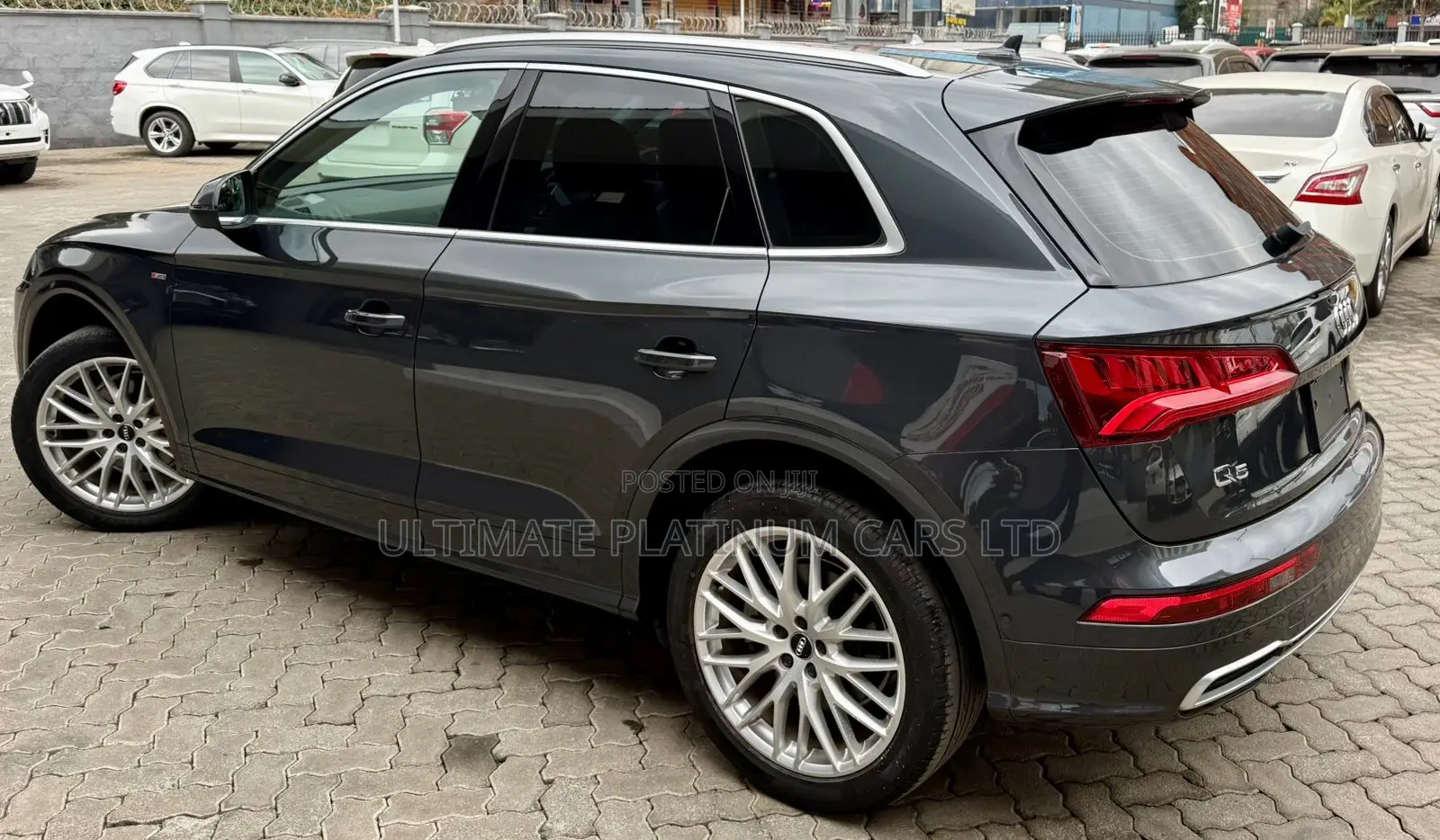 Audi Q5 2.0T Premium AWD quattro 2019 Gray