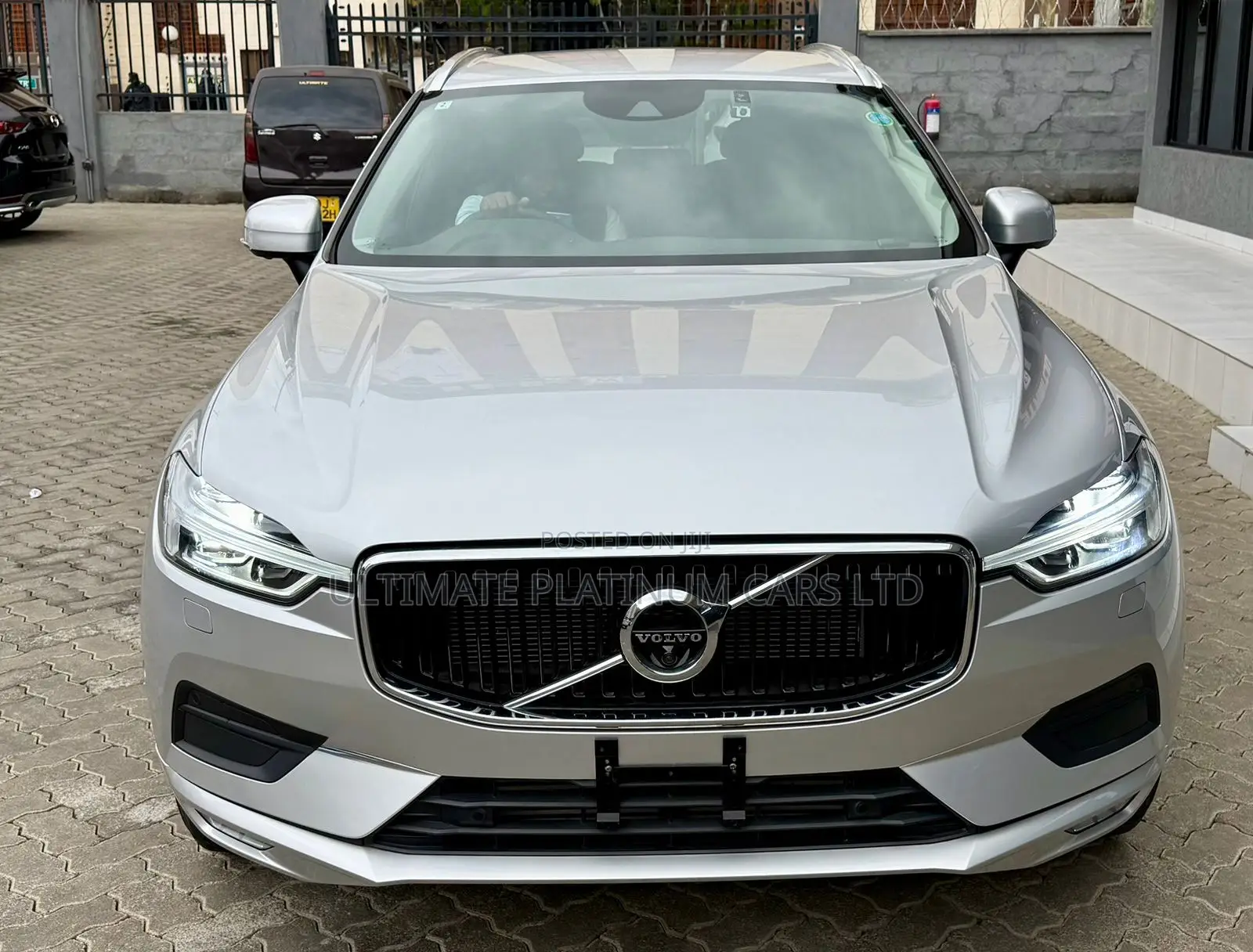 Volvo XC60 T5 R-Design AWD 2019 Silver