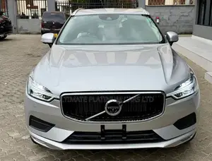 Volvo XC60 T5 R-Design AWD 2019 Silver