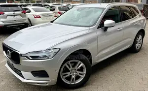 Volvo XC60 T5 R-Design AWD 2019 Silver