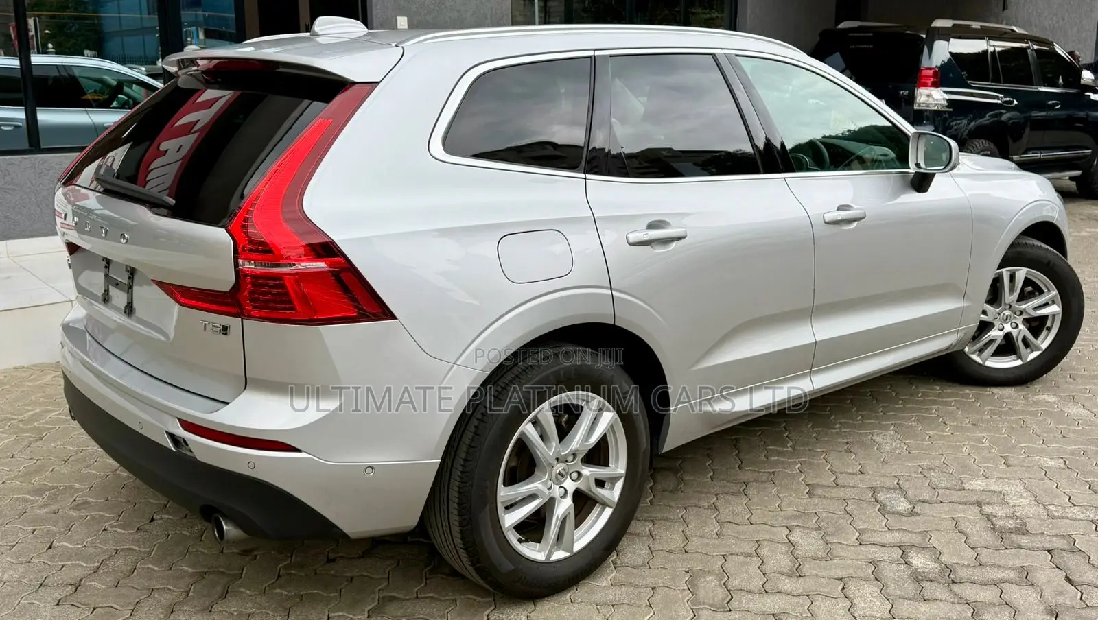 Volvo XC60 T5 R-Design AWD 2019 Silver